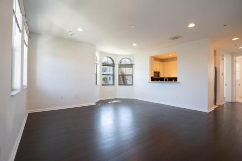 Touwnhouse à louer à Boynton Beach, Floride: 4 chambres, 176.89 m2 № 2085929 - photo 4