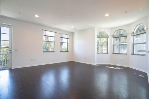Touwnhouse à louer à Boynton Beach, Floride: 4 chambres, 176.89 m2 № 2085929 - photo 3