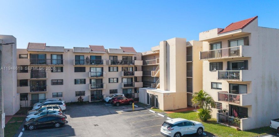 Condo à Miami, Floride, 1 chambre  № 2010229