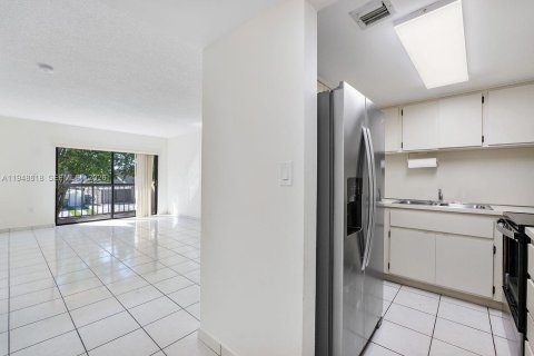 Copropriété à vendre à Miami, Floride: 1 chambre, 63.55 m2 № 2010229 - photo 7