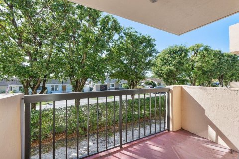 Copropriété à vendre à Miami, Floride: 1 chambre, 63.55 m2 № 2010229 - photo 21