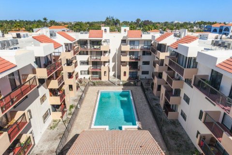 Copropriété à vendre à Miami, Floride: 1 chambre, 63.55 m2 № 2010229 - photo 4