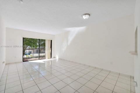 Copropriété à vendre à Miami, Floride: 1 chambre, 63.55 m2 № 2010229 - photo 16