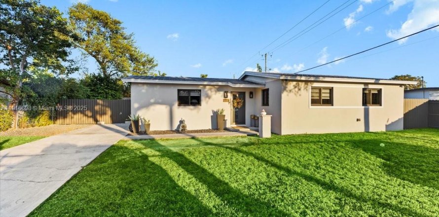 Дом в Хайалиа, Флорида 3 спальни, 108.23м2 № 1972241