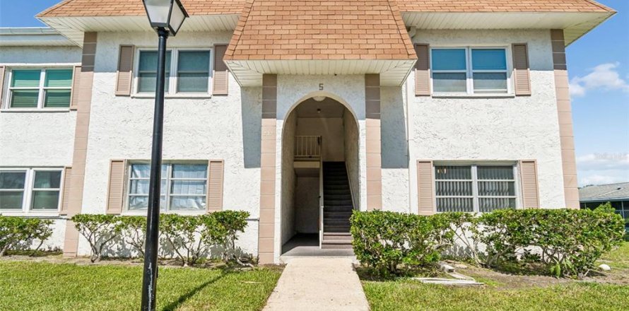 Condo in Clearwater, Florida, 1 bedroom № 2237698