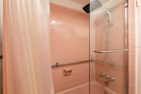 Copropriété à vendre à Redington Beach, Floride: 1 chambre, 65.03 m2 № 2406382 - photo 28