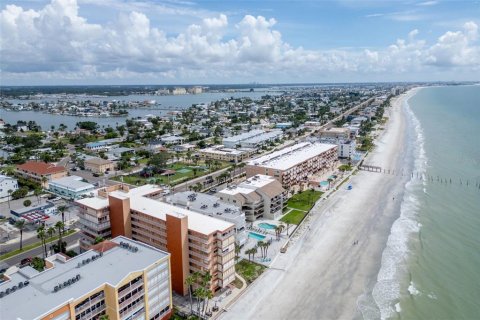 Copropriété à vendre à Redington Beach, Floride: 1 chambre, 65.03 m2 № 2406382 - photo 6