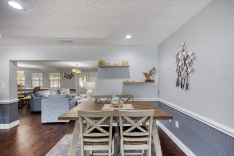 House in Largo, Florida 3 bedrooms, 177.44 sq.m. № 1789664 - photo 8