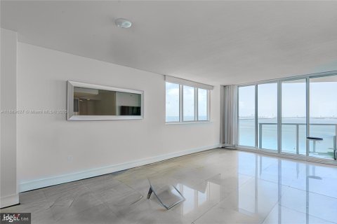 Copropriété à louer à Miami, Floride: 2 chambres, 127.09 m2 № 1938916 - photo 17
