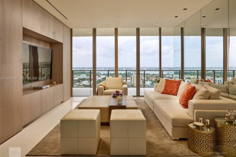 Condominio en alquiler en Bal Harbour, Florida, 3 dormitorios, 319.49 m2 № 2054826 - foto 5