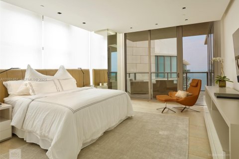 Condominio en alquiler en Bal Harbour, Florida, 3 dormitorios, 319.49 m2 № 2054826 - foto 19