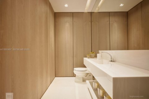 Condominio en alquiler en Bal Harbour, Florida, 3 dormitorios, 319.49 m2 № 2054826 - foto 22