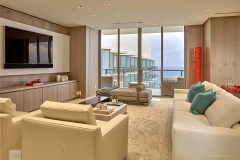Condominio en alquiler en Bal Harbour, Florida, 3 dormitorios, 319.49 m2 № 2054826 - foto 3