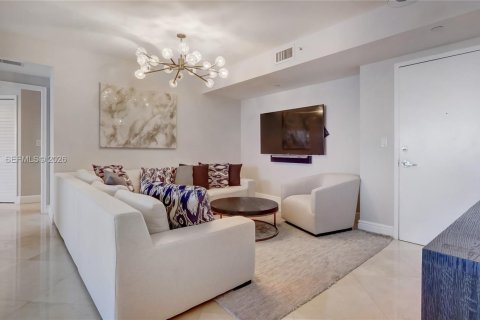 Condo in Miami Beach, Florida, 2 bedrooms  № 2080193 - photo 7