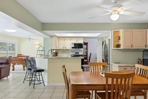 Villa ou maison à vendre à Bradenton, Floride: 3 chambres, 201.04 m2 № 2358275 - photo 20