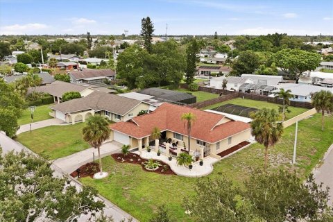 Villa ou maison à Bradenton, Floride 3 chambres, 201.04 m2 № 2358275