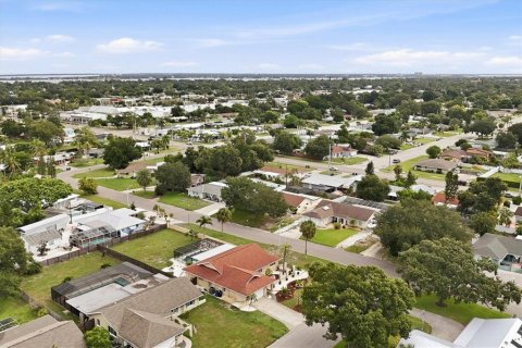 Villa ou maison à vendre à Bradenton, Floride: 3 chambres, 201.04 m2 № 2358275 - photo 3