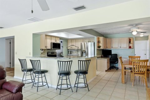 Villa ou maison à vendre à Bradenton, Floride: 3 chambres, 201.04 m2 № 2358275 - photo 15