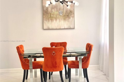 Copropriété à vendre à Sunny Isles Beach, Floride: 1 chambre, 87.61 m2 № 1872721 - photo 2