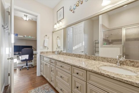 House in Polk City, Florida 1 bedroom, 114.73 sq.m. № 2330683 - photo 28