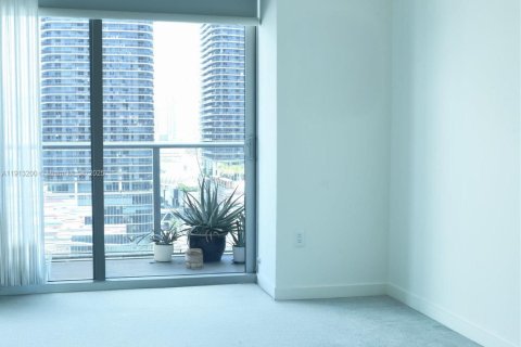 Снять в аренду кондоминиум в Майами, Флорида 1 спальня, 75.44м2, № 1968785 - фото 9