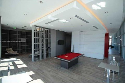 Снять в аренду кондоминиум в Майами, Флорида 1 спальня, 75.44м2, № 1968785 - фото 19