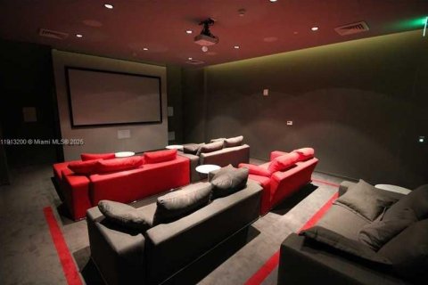 Снять в аренду кондоминиум в Майами, Флорида 1 спальня, 75.44м2, № 1968785 - фото 15