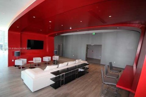 Снять в аренду кондоминиум в Майами, Флорида 1 спальня, 75.44м2, № 1968785 - фото 17