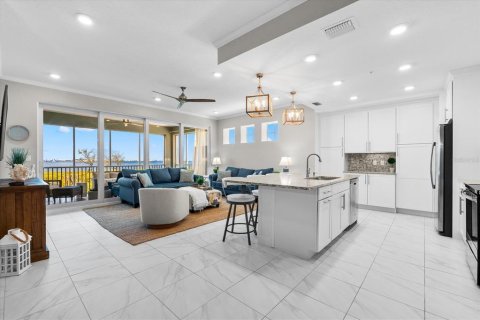 Condo in Bradenton, Florida, 3 bedrooms  № 1675404 - photo 11