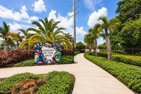 Touwnhouse à vendre à Hialeah, Floride: 2 chambres, 122.07 m2 № 2289026 - photo 24