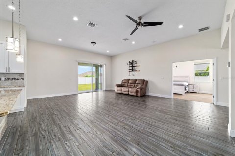 Casa en venta en Belleview, Florida, 4 dormitorios, 207.36 m2 № 1914422 - foto 13