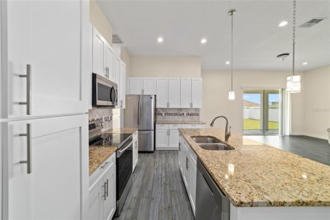 Casa en venta en Belleview, Florida, 4 dormitorios, 207.36 m2 № 1914422 - foto 24