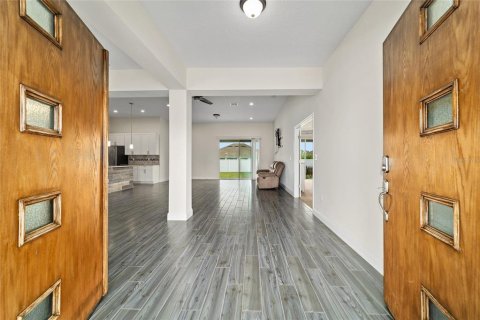 Casa en venta en Belleview, Florida, 4 dormitorios, 207.36 m2 № 1914422 - foto 9