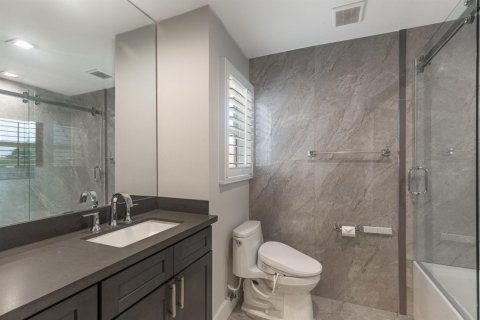 Villa ou maison à louer à West Palm Beach, Floride: 4 chambres, 237.46 m2 № 2147080 - photo 23