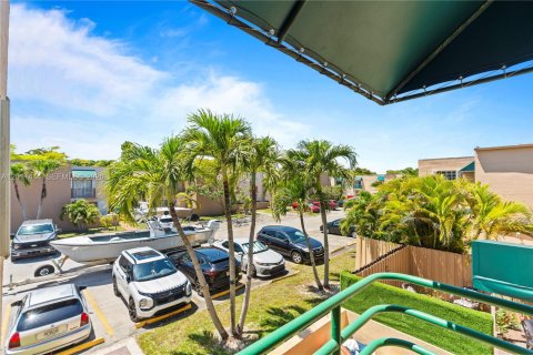 Condominio en venta en Miami, Florida, 3 dormitorios, 114.46 m2 № 2075206 - foto 20