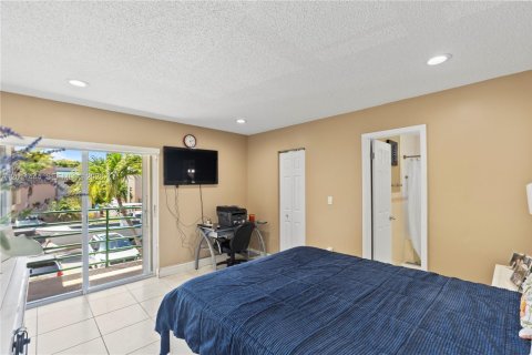 Condominio en venta en Miami, Florida, 3 dormitorios, 114.46 m2 № 2075206 - foto 14