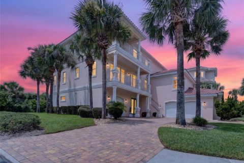 Casa en Palm Coast, Florida 6 dormitorios, 479.56 m2 № 2330406