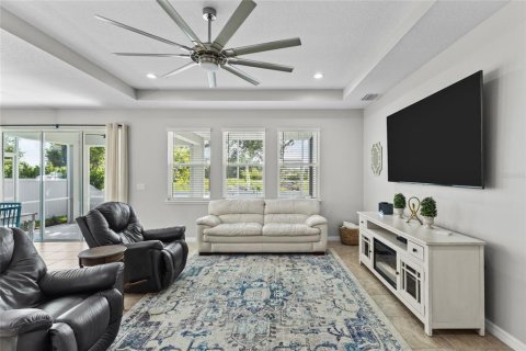 House in Bradenton, Florida 4 bedrooms, 298.87 sq.m. № 2152217 - photo 20