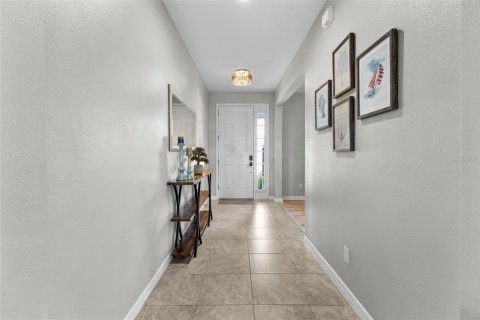 House in Bradenton, Florida 4 bedrooms, 298.87 sq.m. № 2152217 - photo 8