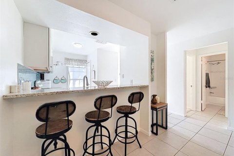Copropriété à vendre à New Port Richey, Floride: 2 chambres, 86.86 m2 № 2115223 - photo 17
