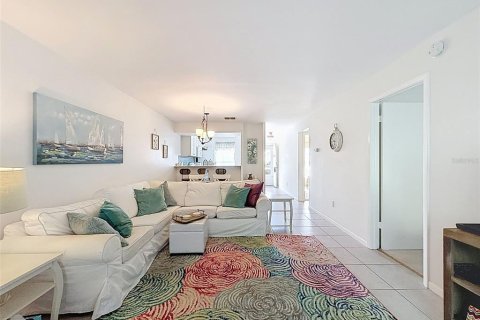 Copropriété à vendre à New Port Richey, Floride: 2 chambres, 86.86 m2 № 2115223 - photo 24