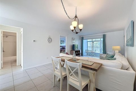 Copropriété à vendre à New Port Richey, Floride: 2 chambres, 86.86 m2 № 2115223 - photo 21