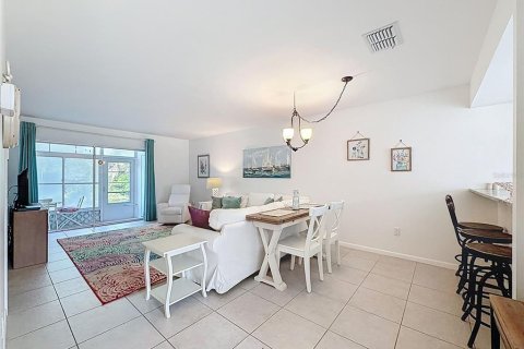 Copropriété à vendre à New Port Richey, Floride: 2 chambres, 86.86 m2 № 2115223 - photo 18