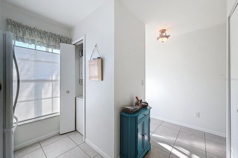 Copropriété à vendre à New Port Richey, Floride: 2 chambres, 86.86 m2 № 2115223 - photo 15