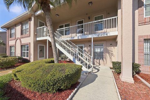 Copropriété à vendre à New Port Richey, Floride: 2 chambres, 86.86 m2 № 2115223 - photo 3