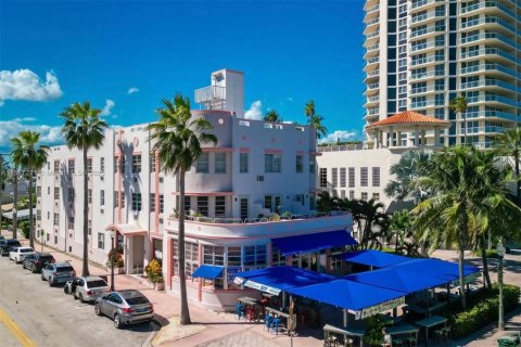Hotel en venta en Miami Beach, Florida № 1867194 - foto 1
