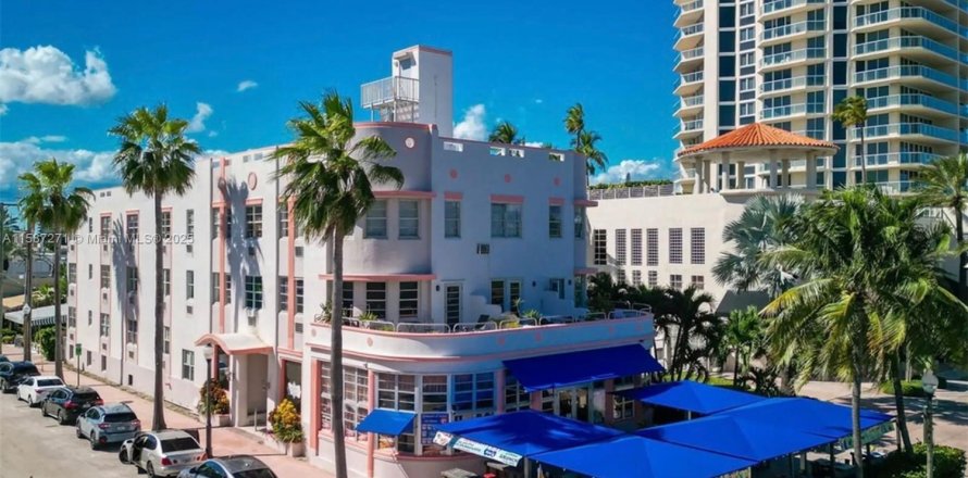 Hotel en Miami Beach, Florida № 1867194