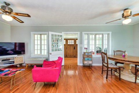 Casa en venta en New Port Richey, Florida, 3 dormitorios, 175.59 m2 № 1839830 - foto 9