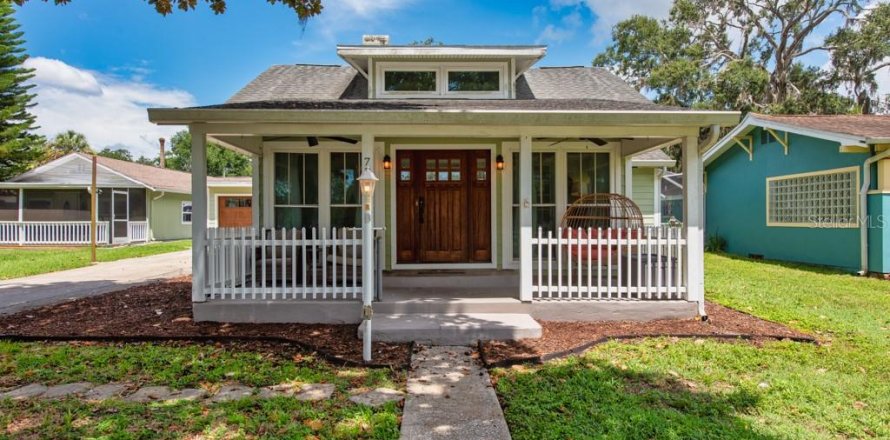 Casa en New Port Richey, Florida 3 dormitorios, 175.59 m2 № 1839830