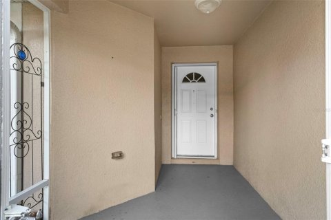 Villa ou maison à louer à Leesburg, Floride: 2 chambres, 89.56 m2 № 1851618 - photo 5